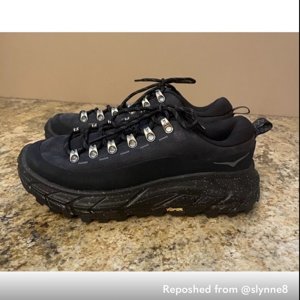 Hoka U Tor Summit - without the yellow laces